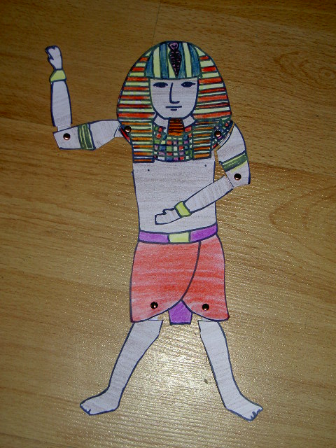 Paper Dali turned into a Movable doll Paper Dali turned into a Movable doll