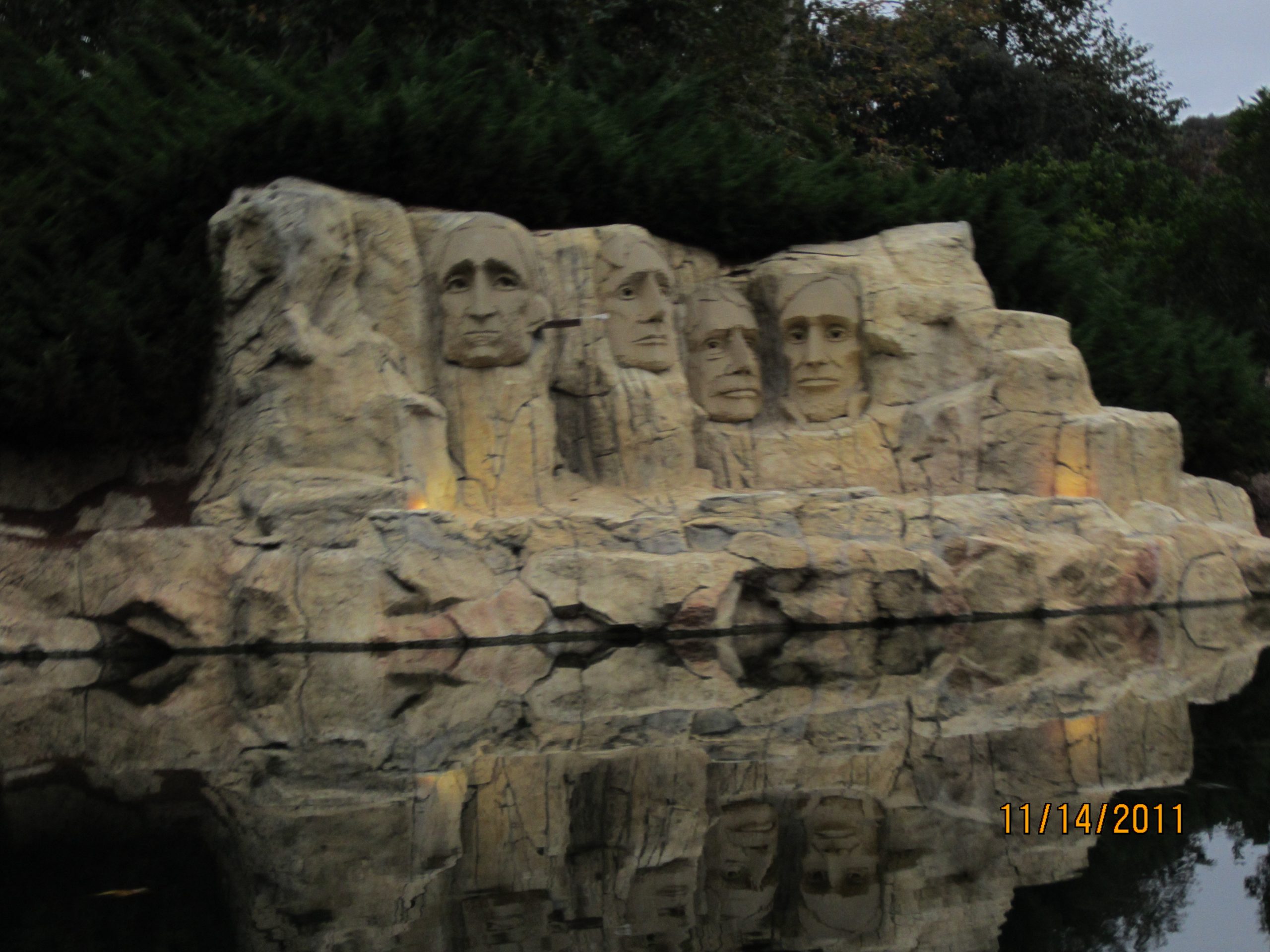 mount rushmore mini building blocks